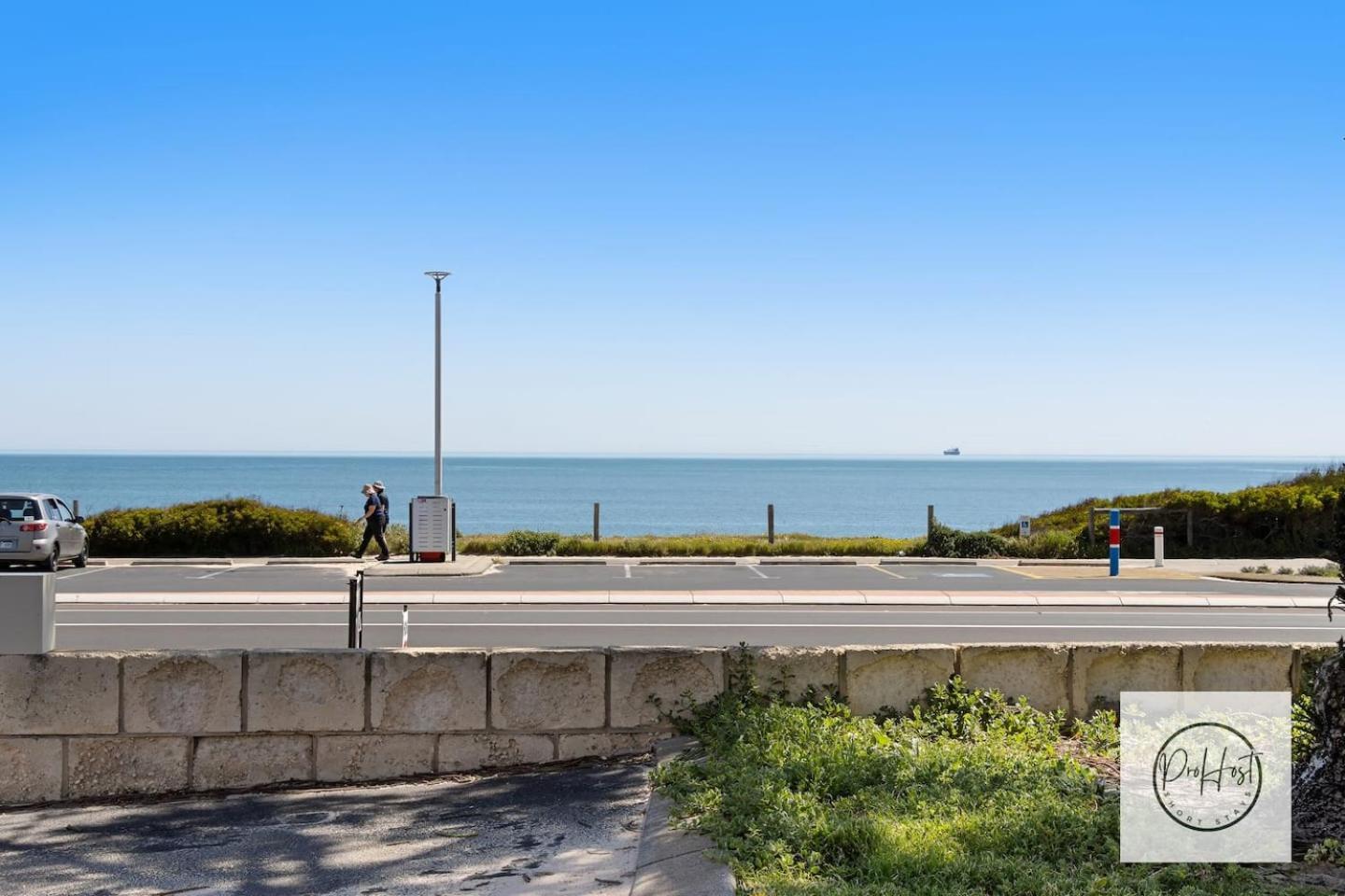 Oceanfront Oasis Apartment Bunbury Exterior photo